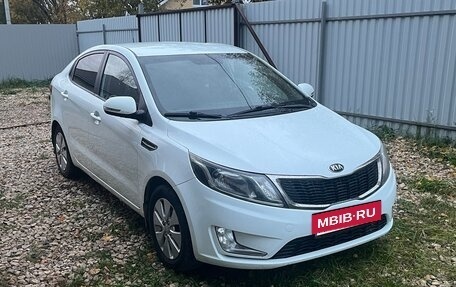 KIA Rio III рестайлинг, 2013 год, 899 000 рублей, 4 фотография