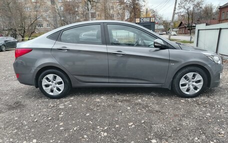 Hyundai Solaris II рестайлинг, 2015 год, 1 110 000 рублей, 4 фотография