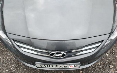 Hyundai Solaris II рестайлинг, 2015 год, 1 110 000 рублей, 11 фотография