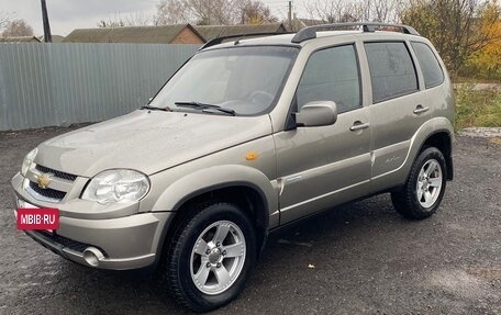 Chevrolet Niva I рестайлинг, 2010 год, 490 000 рублей, 9 фотография