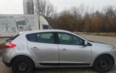 Renault Megane III, 2011 год, 600 000 рублей, 6 фотография