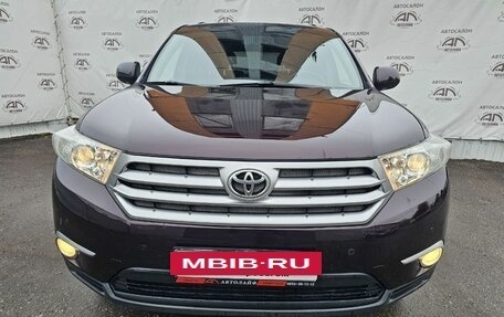 Toyota Highlander III, 2011 год, 1 945 000 рублей, 6 фотография