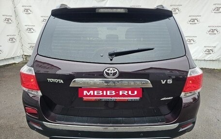 Toyota Highlander III, 2011 год, 1 945 000 рублей, 8 фотография