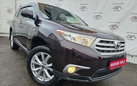 Toyota Highlander III, 2011 год, 1 945 000 рублей, 5 фотография