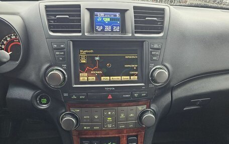 Toyota Highlander III, 2011 год, 1 945 000 рублей, 26 фотография