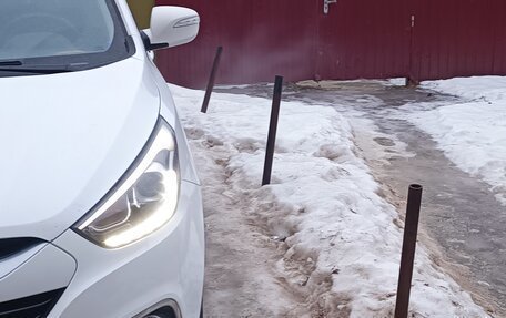 Hyundai ix35 I рестайлинг, 2015 год, 1 400 000 рублей, 2 фотография