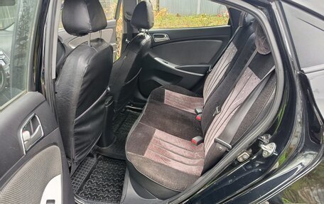 Hyundai Solaris II рестайлинг, 2013 год, 890 000 рублей, 4 фотография