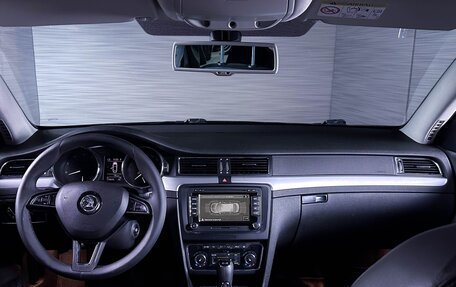 Skoda Superb III рестайлинг, 2014 год, 1 300 000 рублей, 6 фотография