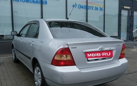 Toyota Corolla, 2004 год, 549 000 рублей, 3 фотография