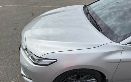 Toyota Camry, 2021 год, 2 800 000 рублей, 6 фотография