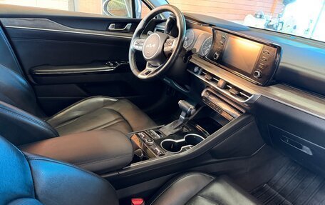 KIA K5, 2021 год, 2 100 000 рублей, 9 фотография