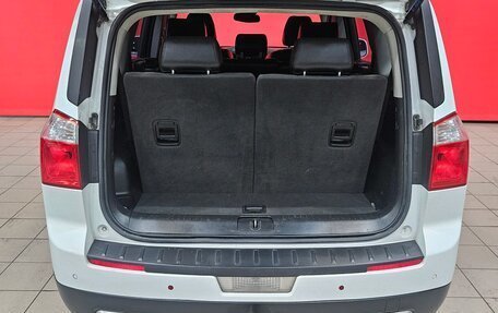 Chevrolet Orlando I, 2011 год, 880 000 рублей, 20 фотография