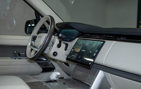 Land Rover Range Rover IV рестайлинг, 2023 год, 28 990 000 рублей, 26 фотография