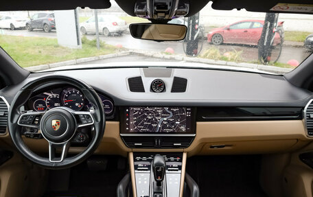 Porsche Cayenne III, 2021 год, 8 430 000 рублей, 10 фотография