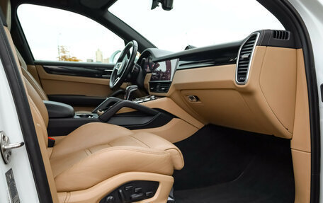 Porsche Cayenne III, 2021 год, 8 430 000 рублей, 28 фотография