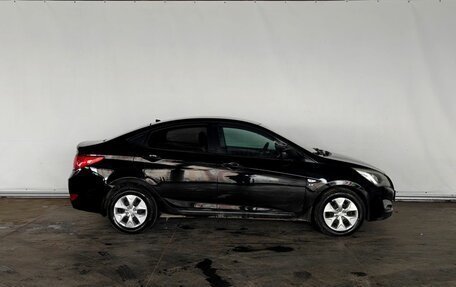 Hyundai Solaris II рестайлинг, 2015 год, 950 000 рублей, 4 фотография