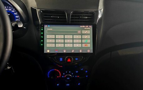 Hyundai Solaris II рестайлинг, 2015 год, 950 000 рублей, 14 фотография