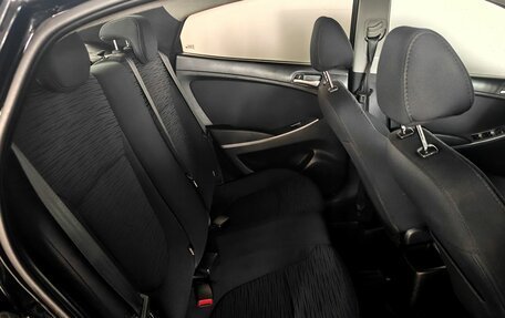 Hyundai Solaris II рестайлинг, 2015 год, 950 000 рублей, 17 фотография