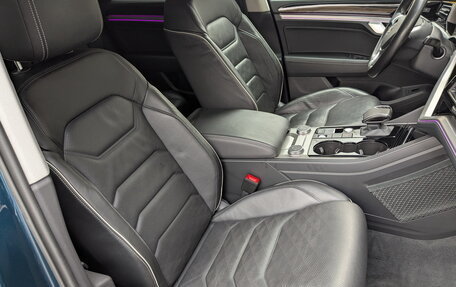 Volkswagen Touareg III, 2020 год, 6 000 000 рублей, 24 фотография