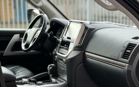 Toyota Land Cruiser 200, 2019 год, 7 599 999 рублей, 18 фотография