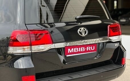 Toyota Land Cruiser 200, 2019 год, 7 599 999 рублей, 19 фотография