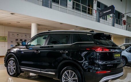 Geely Atlas, 2023 год, 1 989 000 рублей, 5 фотография