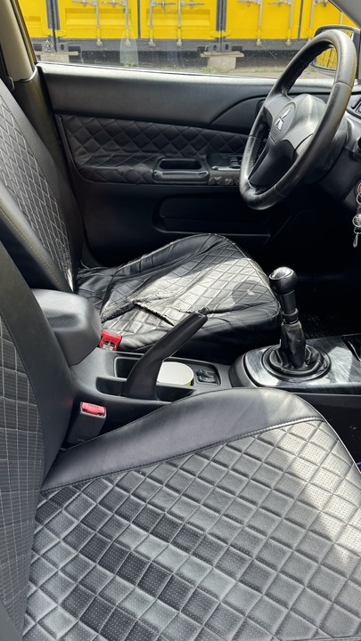 Mitsubishi Lancer IX, 2003 год, 200 000 рублей, 12 фотография