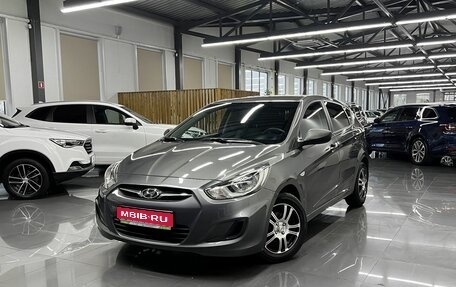 Hyundai Solaris II рестайлинг, 2013 год, 975 000 рублей, 1 фотография