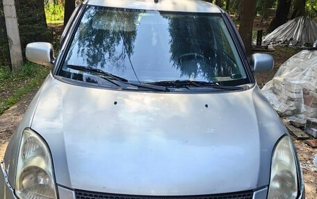 Suzuki Swift III, 2005 год, 270 000 рублей, 2 фотография