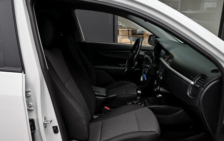 KIA Rio IV, 2018 год, 1 430 000 рублей, 11 фотография