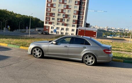 Mercedes-Benz E-Класс, 2010 год, 1 250 000 рублей, 8 фотография