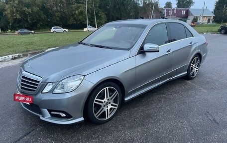 Mercedes-Benz E-Класс, 2010 год, 1 250 000 рублей, 4 фотография