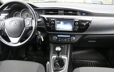 Toyota Corolla, 2015 год, 1 430 000 рублей, 14 фотография