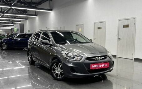 Hyundai Solaris II рестайлинг, 2013 год, 975 000 рублей, 5 фотография