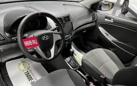 Hyundai Solaris II рестайлинг, 2013 год, 975 000 рублей, 9 фотография