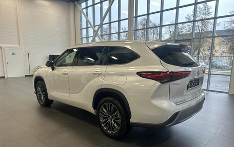 Toyota Highlander, 2025 год, 6 450 000 рублей, 7 фотография