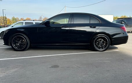 Mercedes-Benz E-Класс, 2017 год, 1 880 000 рублей, 4 фотография