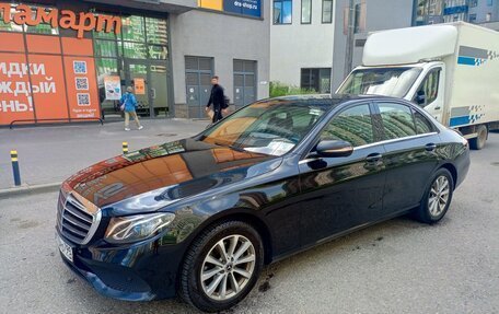 Mercedes-Benz E-Класс, 2019 год, 1 999 999 рублей, 2 фотография