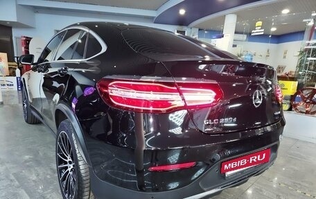 Mercedes-Benz GLC Coupe, 2018 год, 4 200 000 рублей, 6 фотография