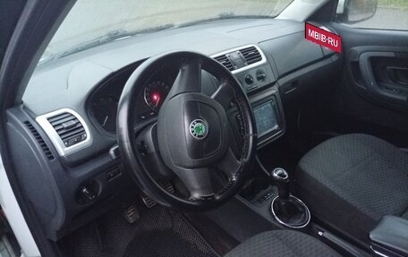 Skoda Fabia II, 2010 год, 430 000 рублей, 6 фотография