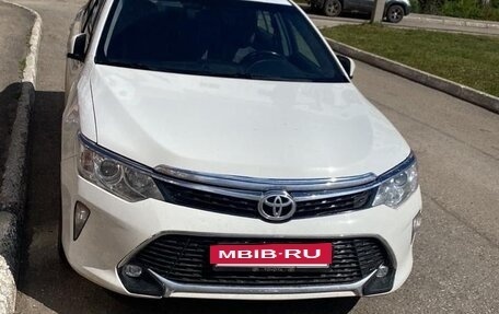 Toyota Camry, 2017 год, 1 320 000 рублей, 5 фотография