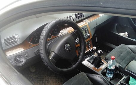 Volkswagen Passat B6, 2006 год, 580 000 рублей, 2 фотография