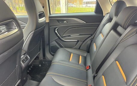 FAW Bestune T77, 2023 год, 1 780 000 рублей, 8 фотография