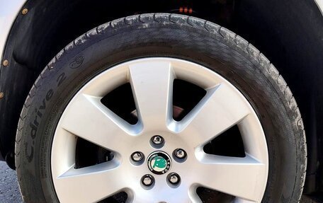 Skoda Yeti I рестайлинг, 2014 год, 1 200 000 рублей, 19 фотография