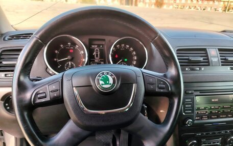 Skoda Yeti I рестайлинг, 2014 год, 1 200 000 рублей, 22 фотография