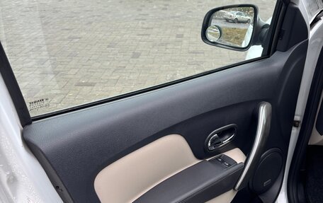 Renault Logan II, 2018 год, 1 040 000 рублей, 16 фотография