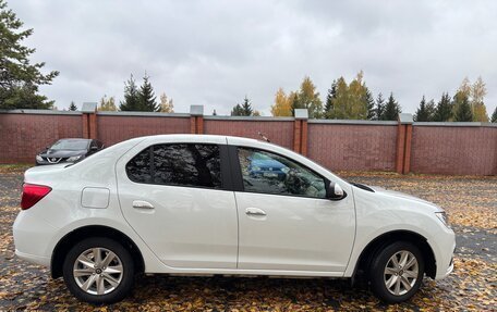 Renault Logan II, 2018 год, 1 040 000 рублей, 5 фотография
