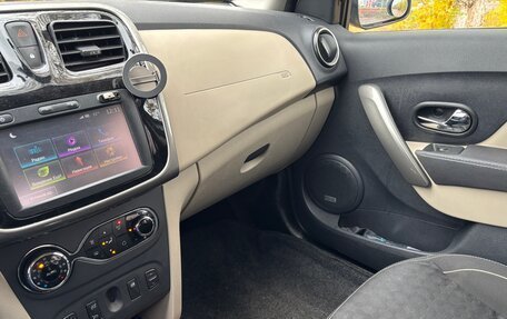 Renault Logan II, 2018 год, 1 040 000 рублей, 15 фотография