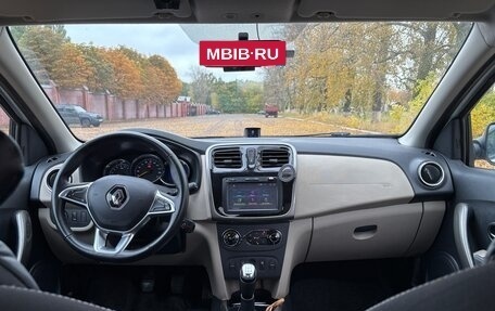 Renault Logan II, 2018 год, 1 040 000 рублей, 13 фотография