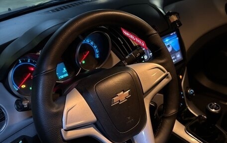 Chevrolet Cruze II, 2013 год, 850 000 рублей, 13 фотография